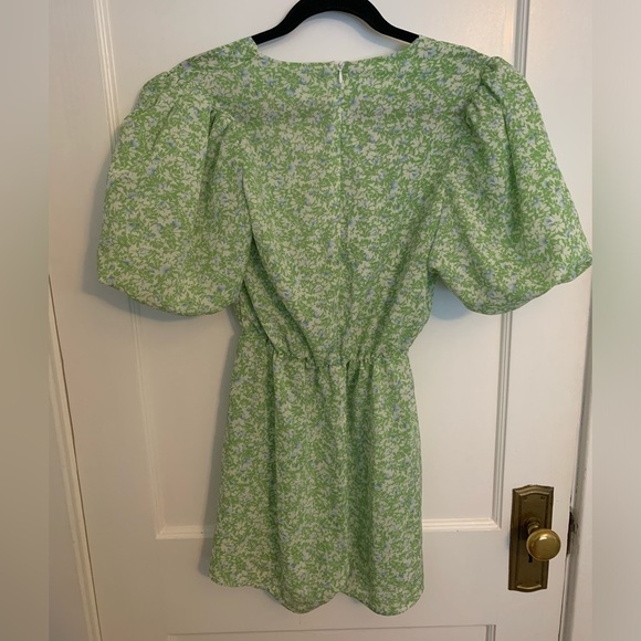 Nasty Gal Green and White Floral Romper, Womens Size 6 boho festival concertcore - Picture 3 of 12